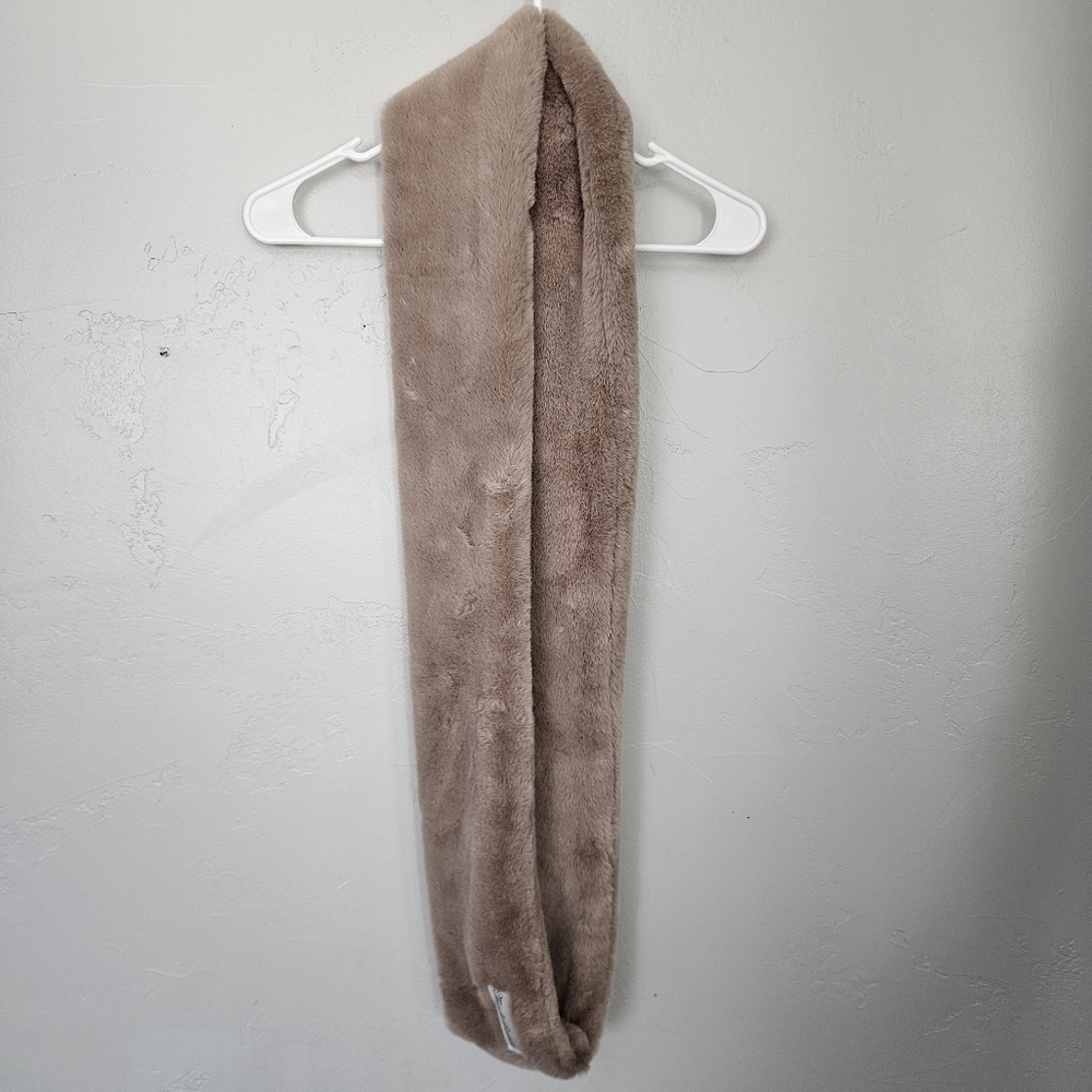 Minky Couture Cozy Faux Fur Infinity Scarf Taupe Brown Tan Super Soft Warm